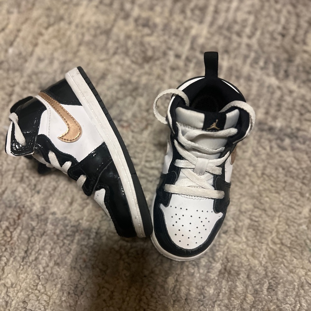 Nike Air Jordan (toddler)